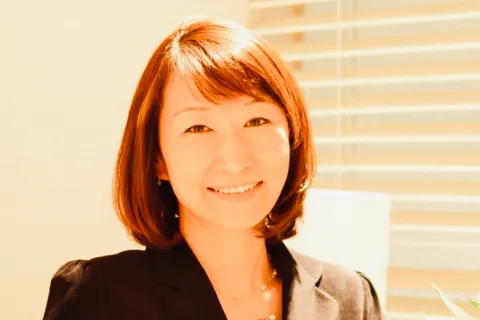 皆川朋子さん写真